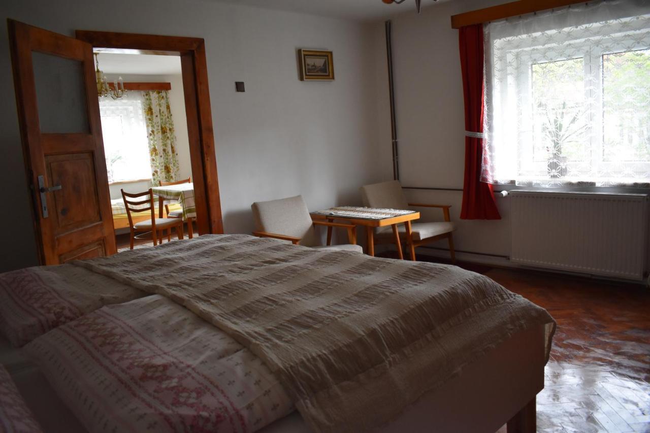 Guest House Hartenberg Sokolov Exterior photo
